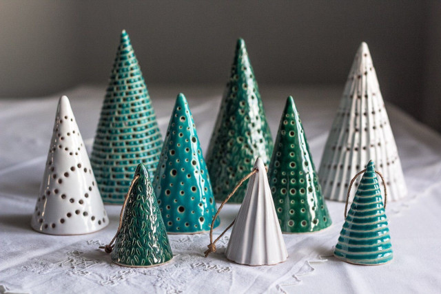 Kunst op de hoek workshop- feestelijke- kerstboompjes groen wit