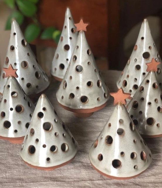 Kunst op de hoek workshop kerstboompjes wit oranje